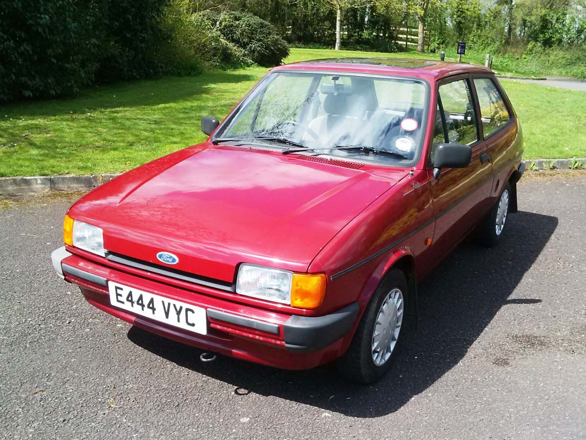 Ford-Fiesta-1990s
