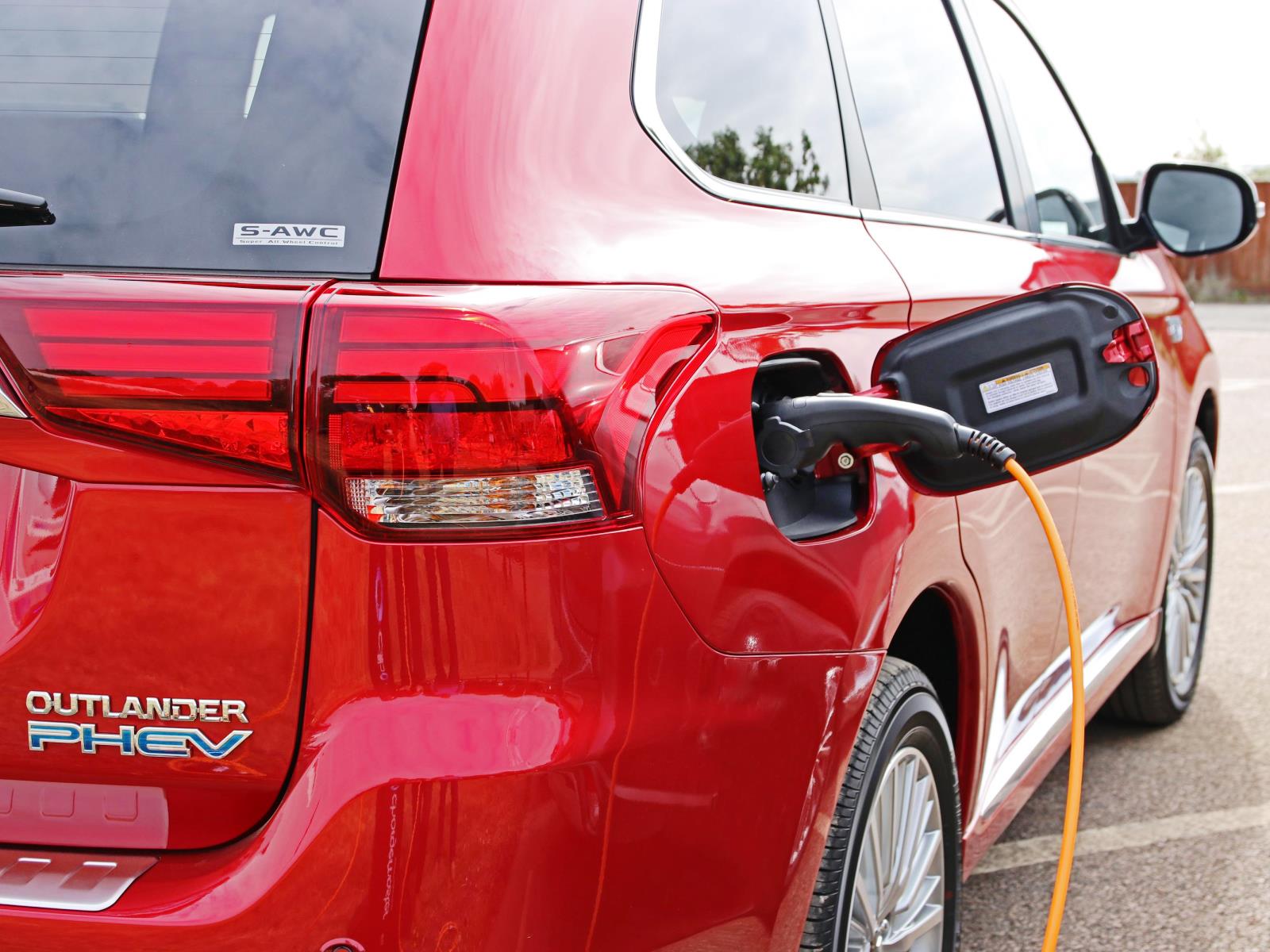 Mitsubishi Outlander PHEV close up