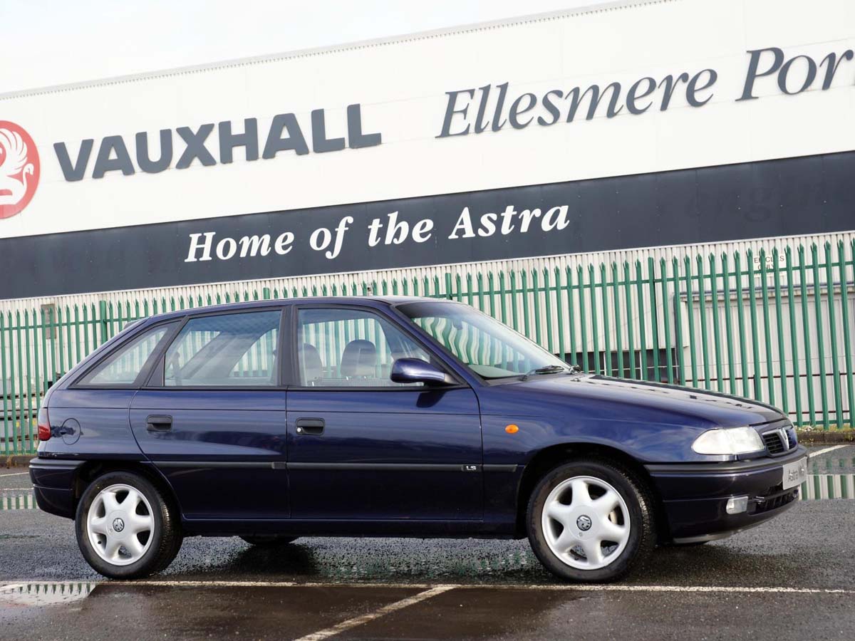 Top 10 Most Popular Cars Of The 1990s Admiral Com