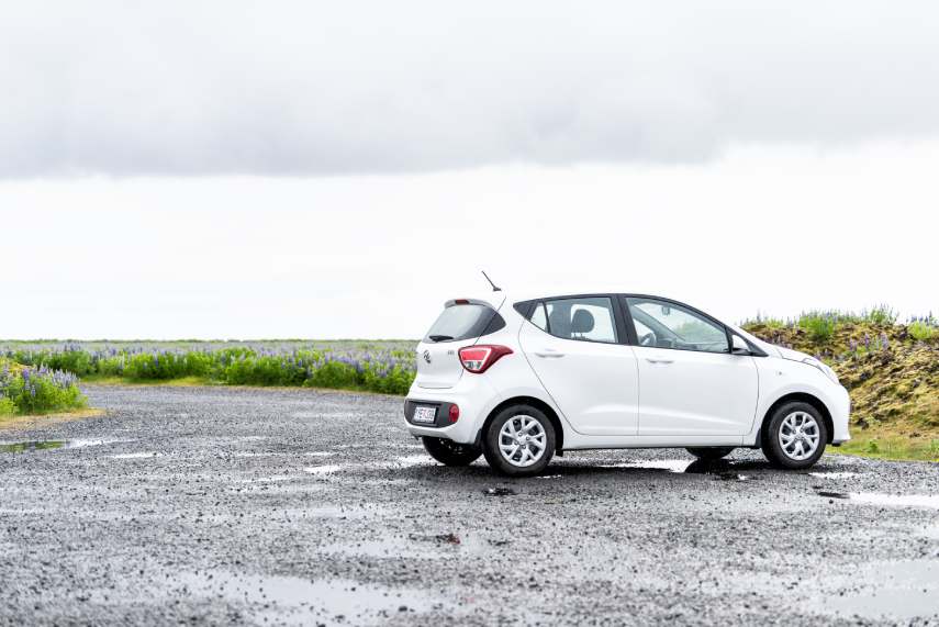 Image of a white Hyundai i10