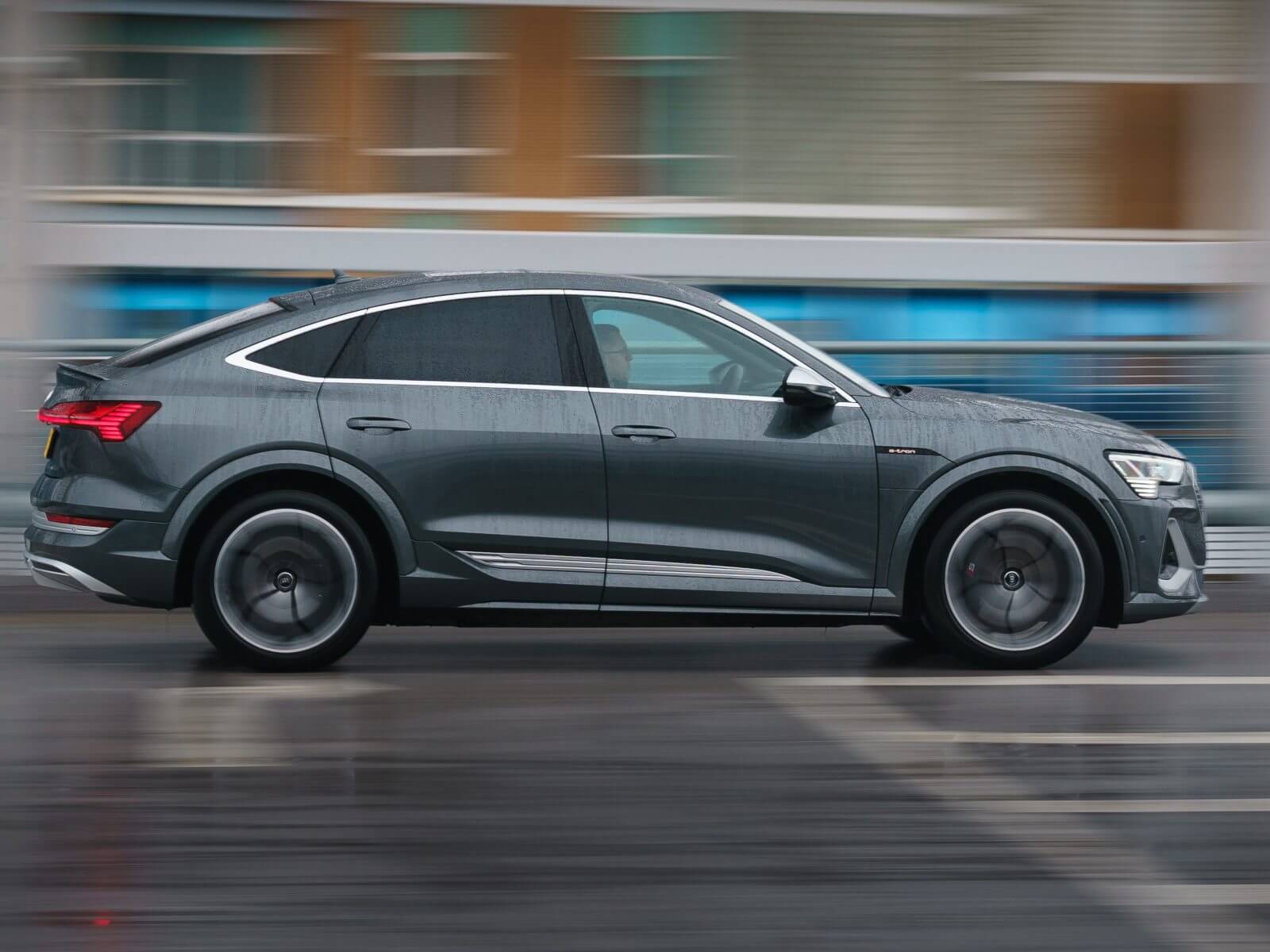 audi-e-tron-sportback-quattro