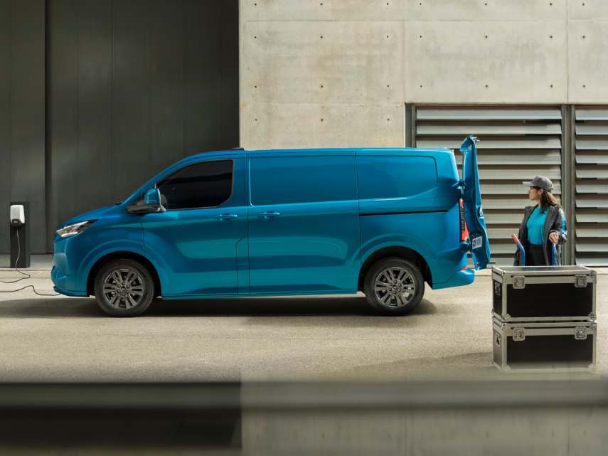 New Ford Transit Custom van priced from £32,350