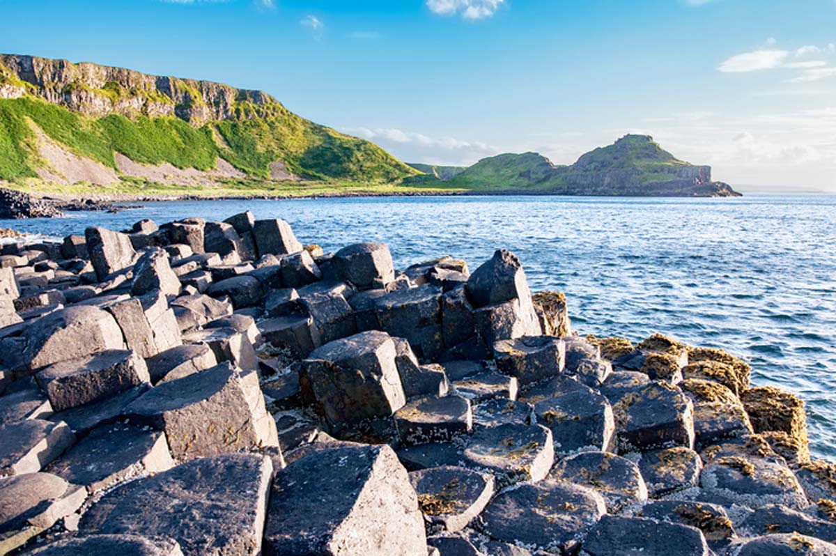  Giant’s Causeway