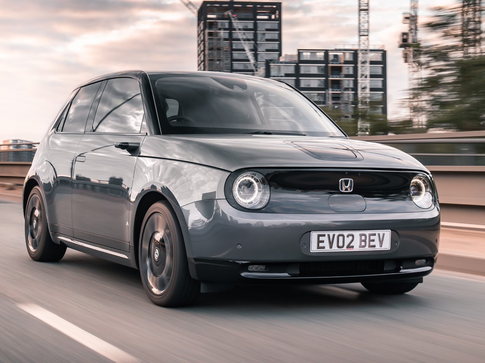 Honda e
