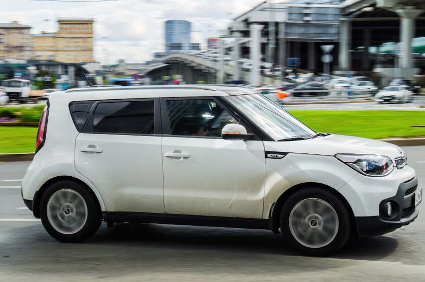 Image of a white Kia Soul.