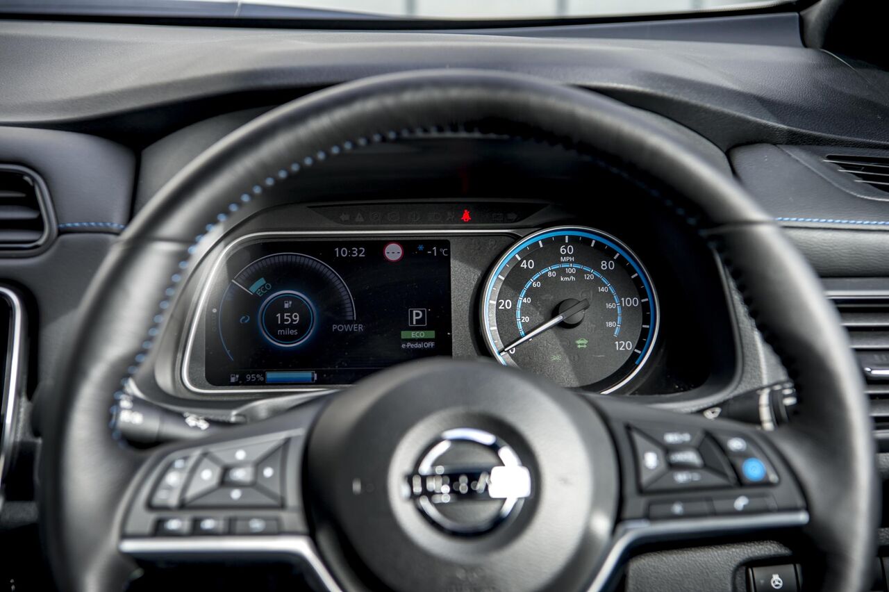 nissan-leaf