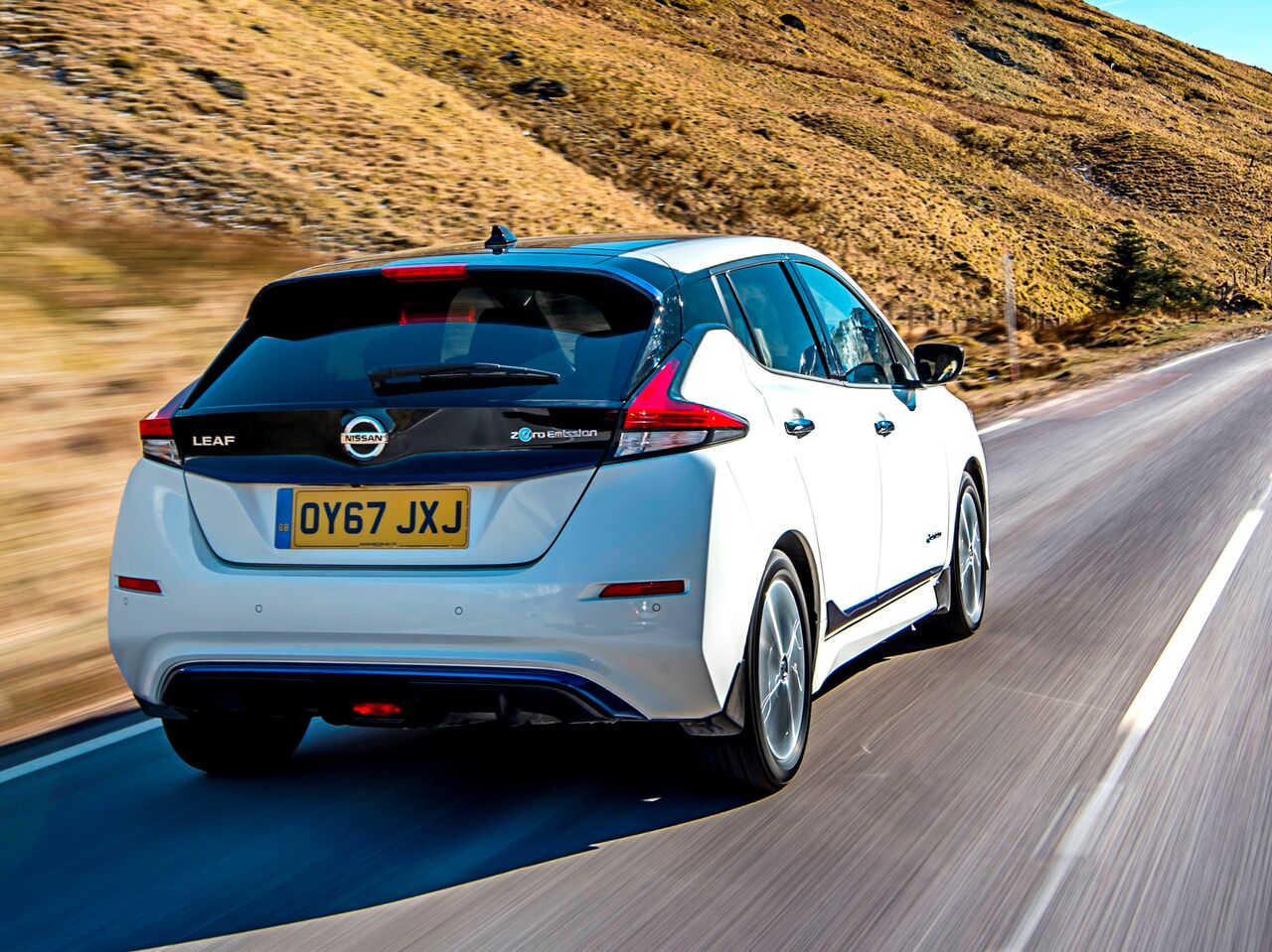 nissan-leaf