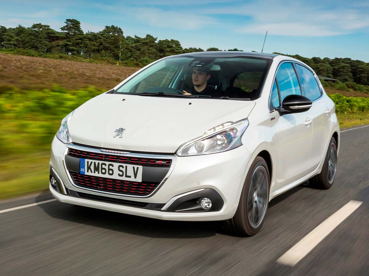Peugeot 208