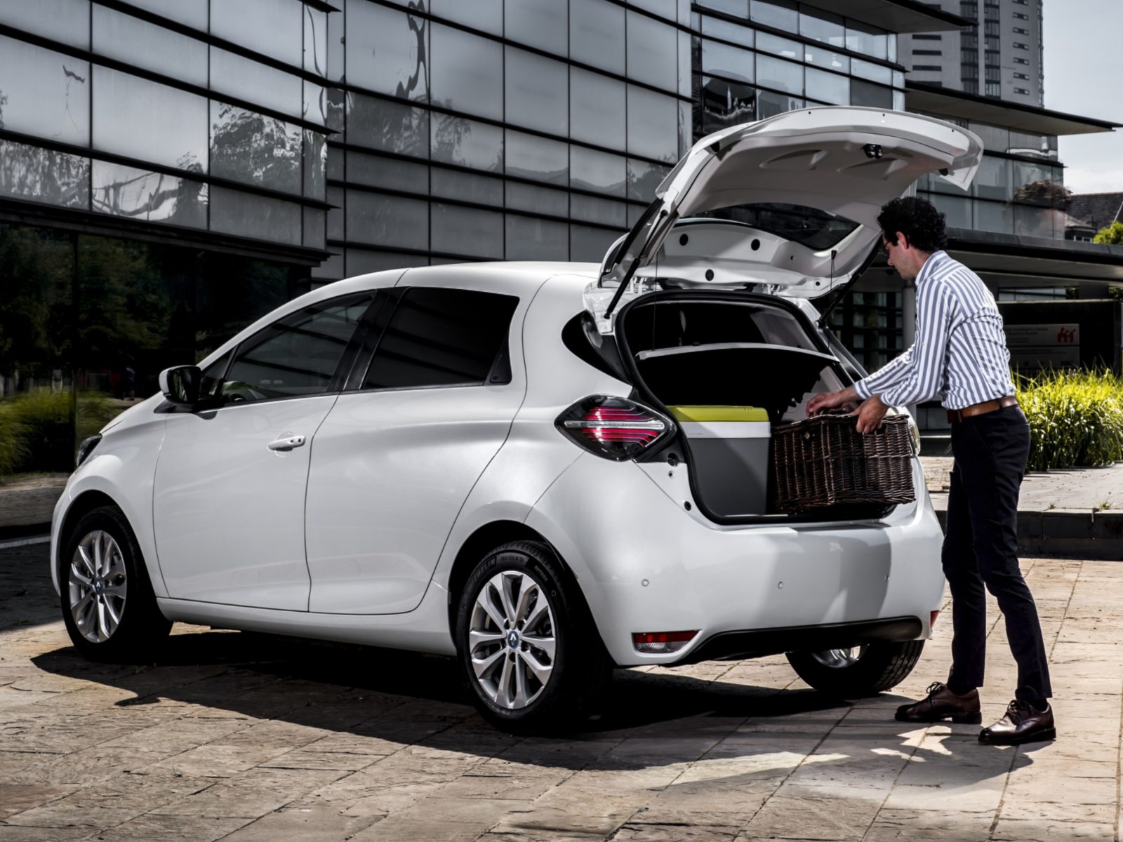 Renault Zoe van