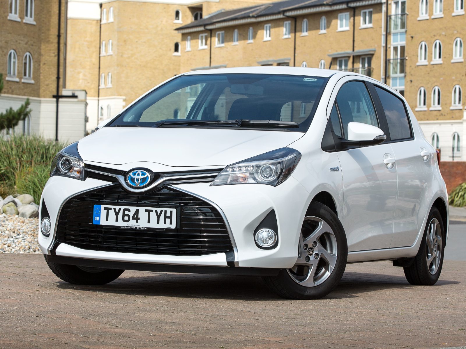 Toyota Yaris Hybrid