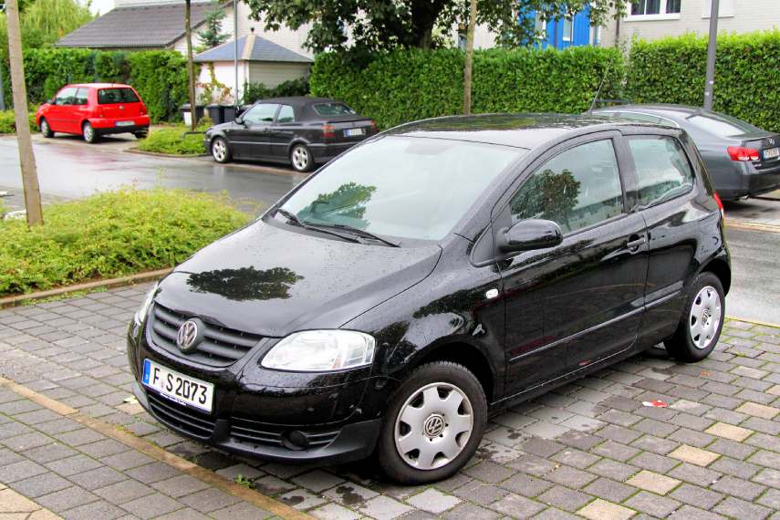 Image of a black VW Fox