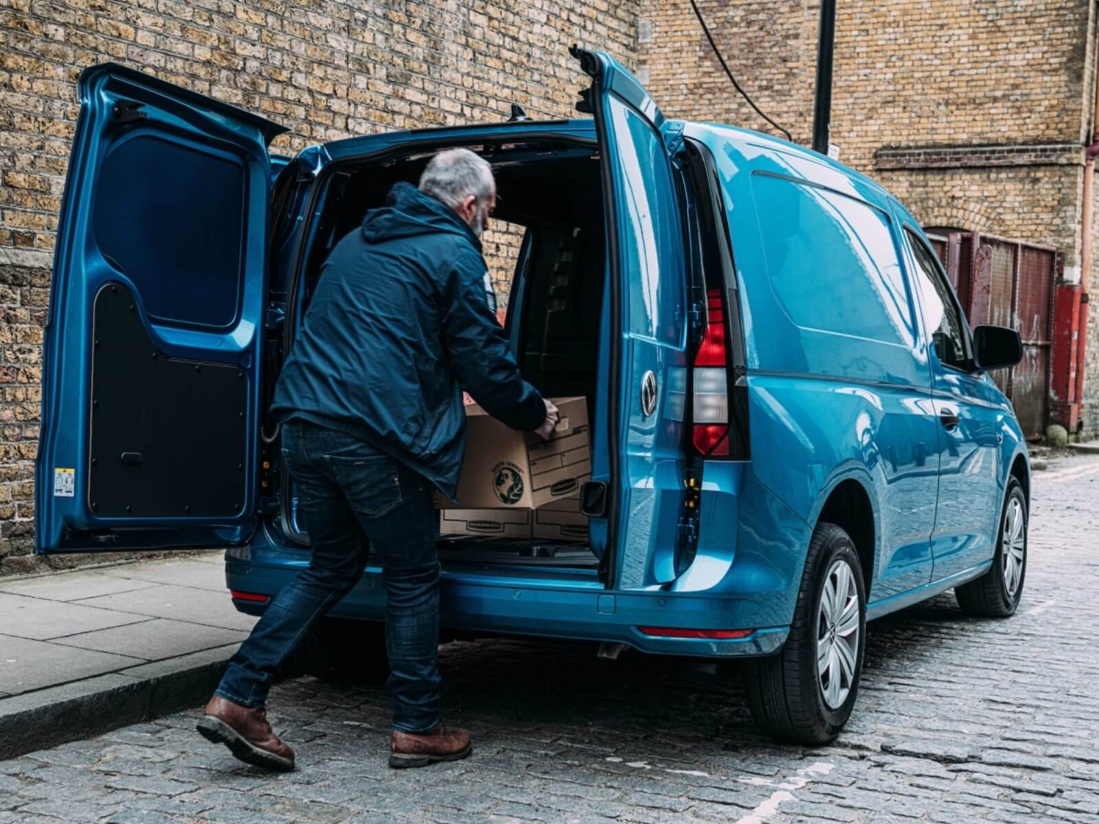 volkswagen-caddy-cargo