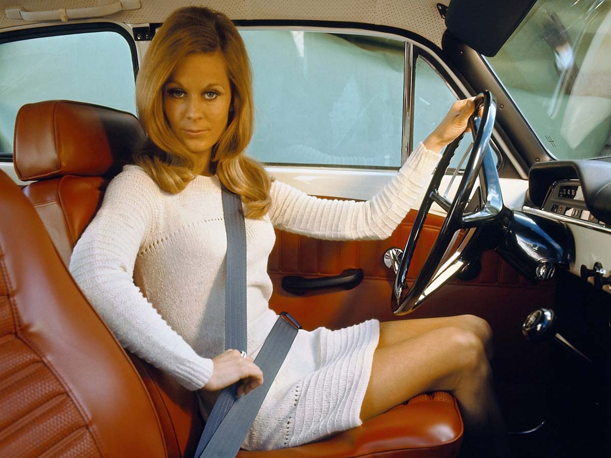 3-point-seatbelt-volvo-amazon
