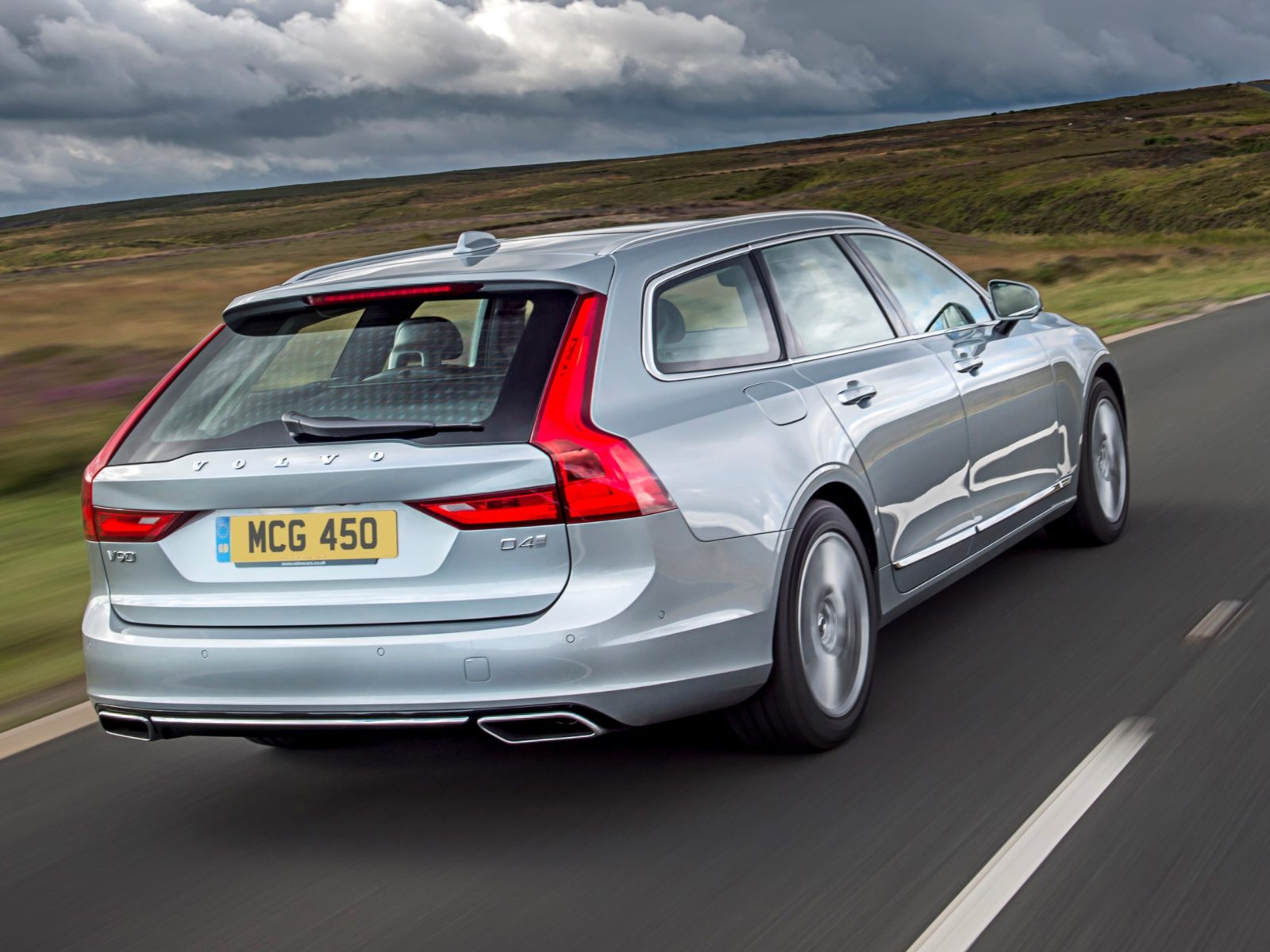 Volvo V90