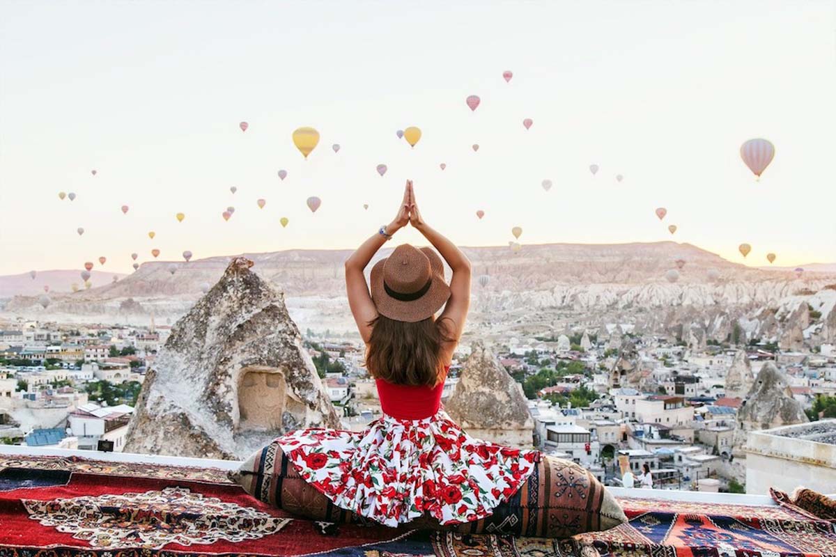 hot-air-balloons-over-cappadocia