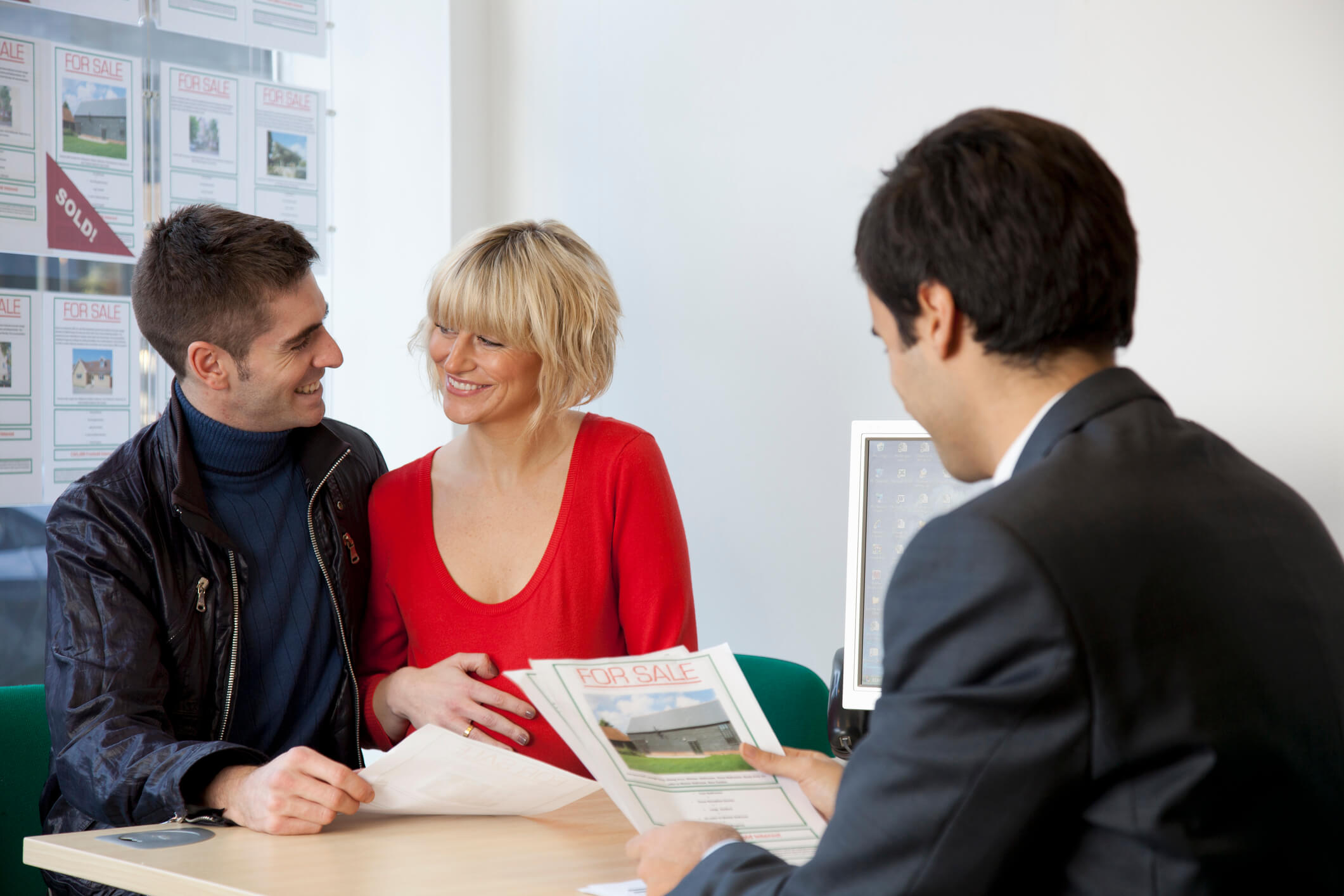 couple at estate agents