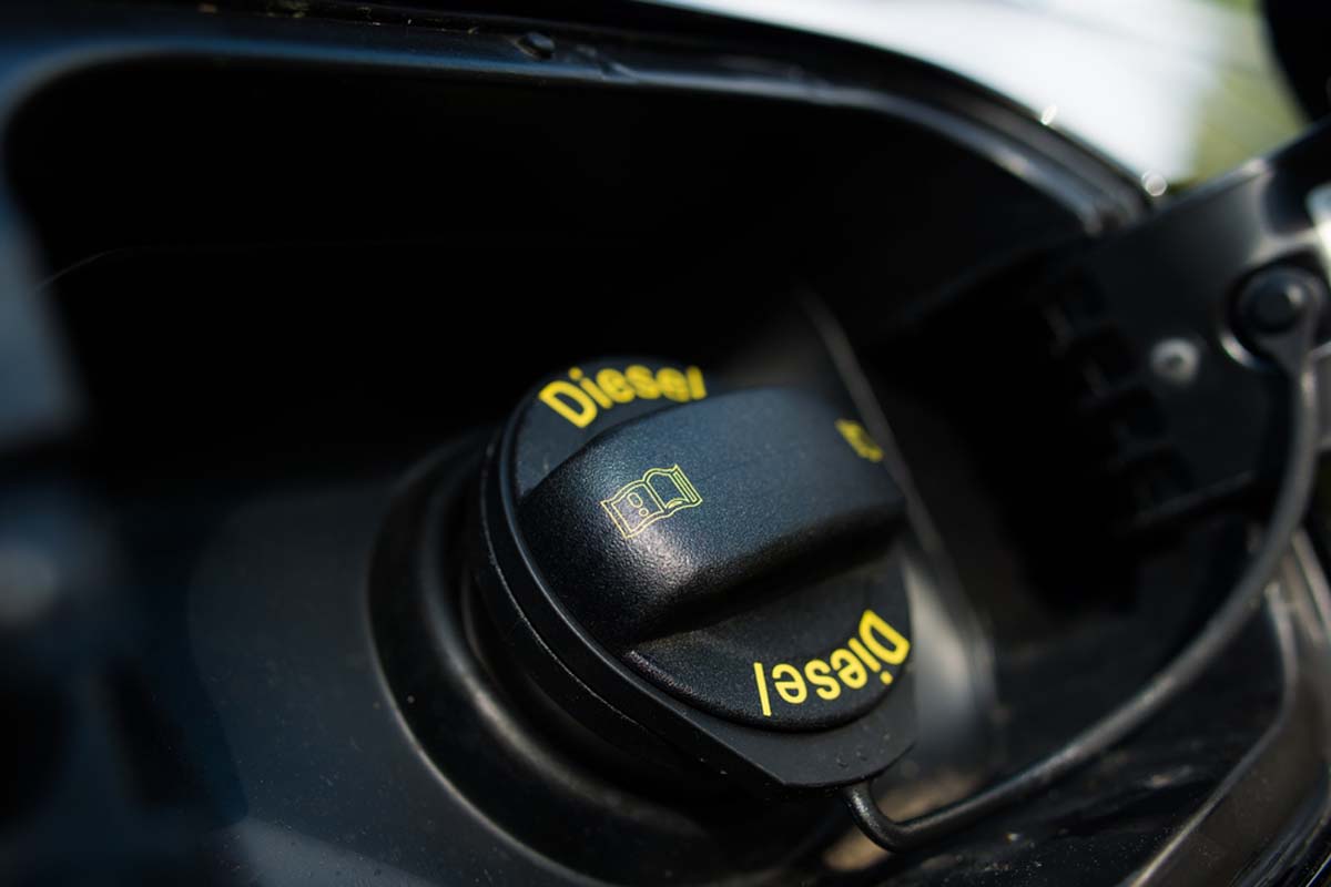 diesel-car-fuel-cap