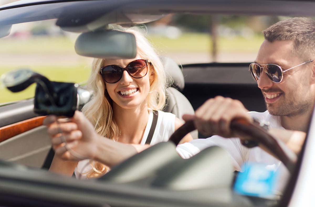a-young-couple-on-a-road-trip