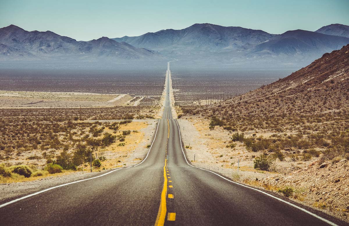 route-66-long-stretch-of-road