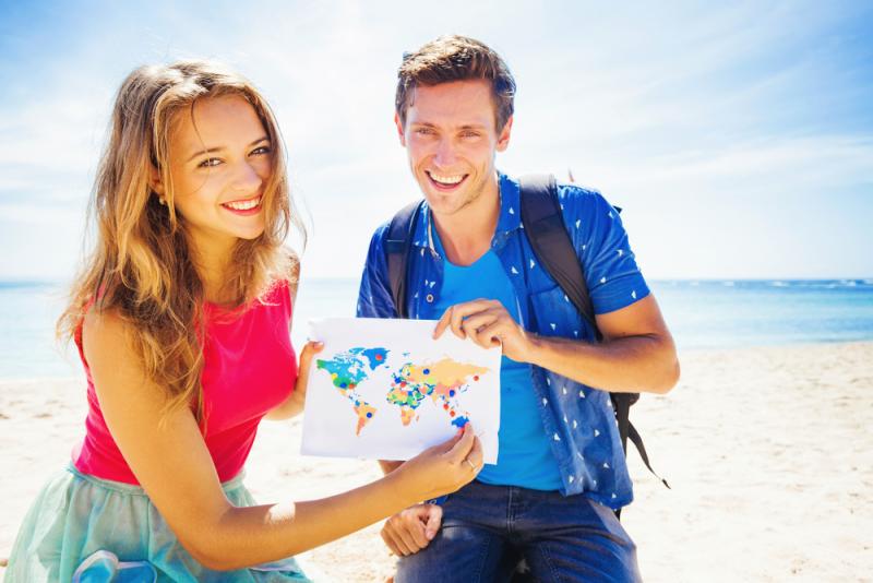 couple-on-a-beach-during-their-gap-year
