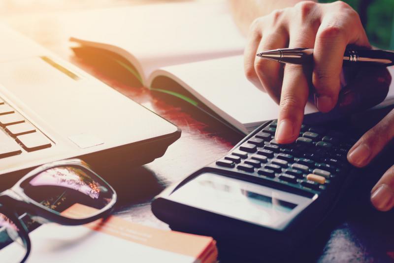 woman-using-a-calculator