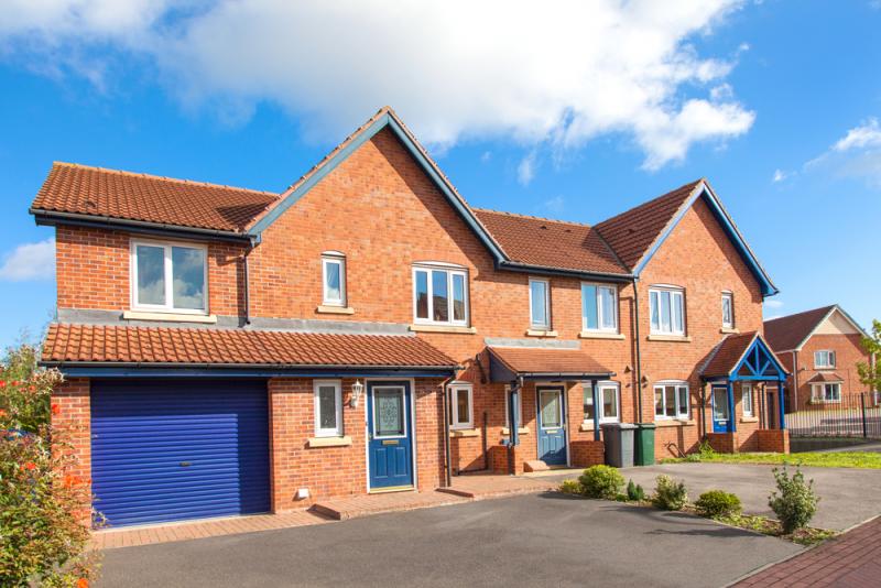 house-with-garage