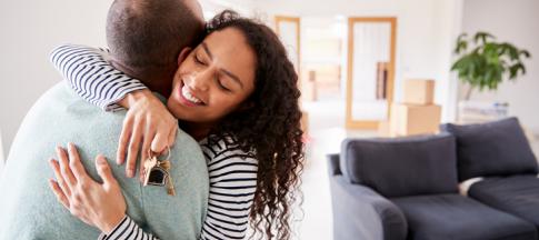 couple-hugging-on-moving-day